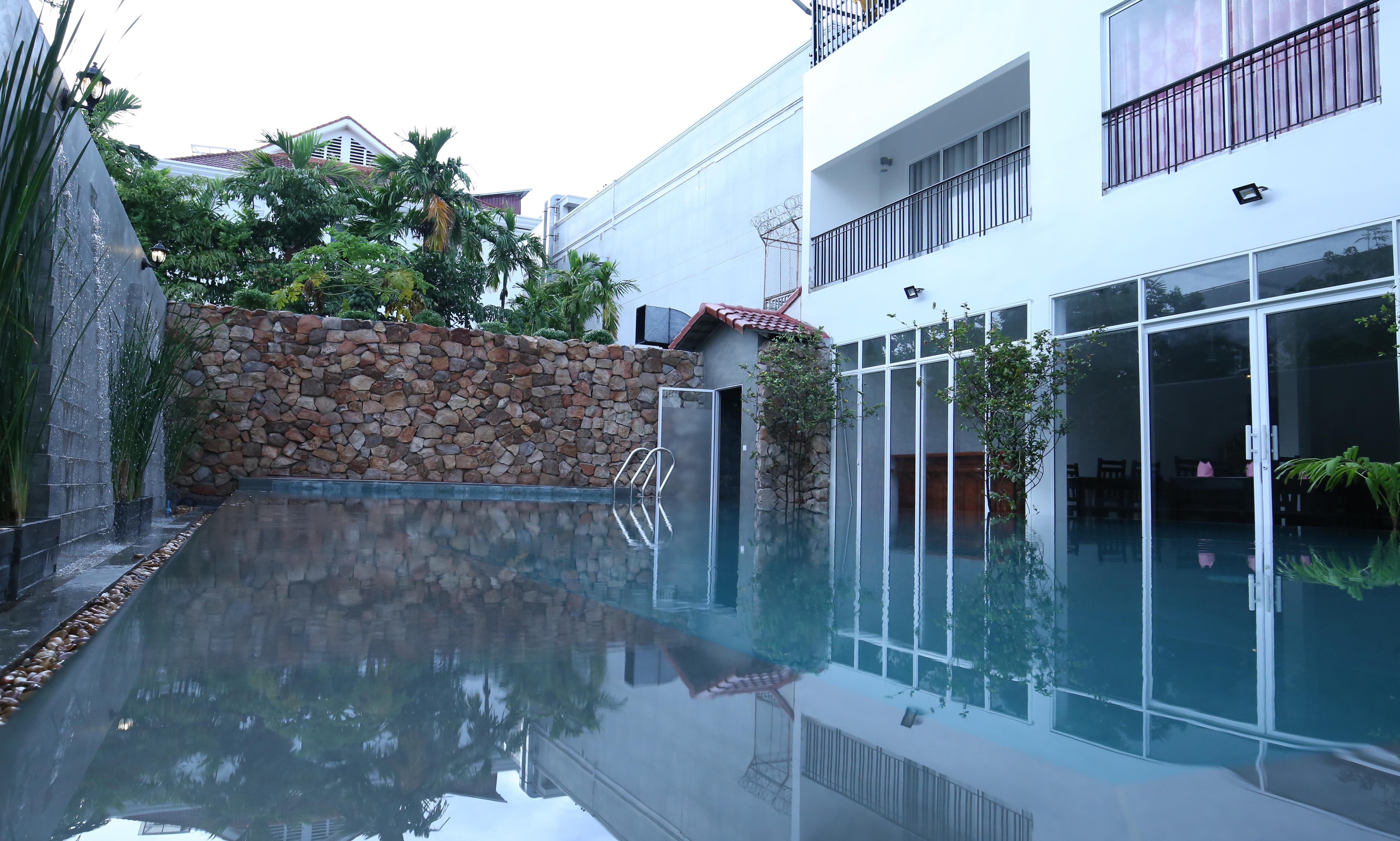 Holy Angkor Hotel เสียมราฐ ภายนอก รูปภาพ