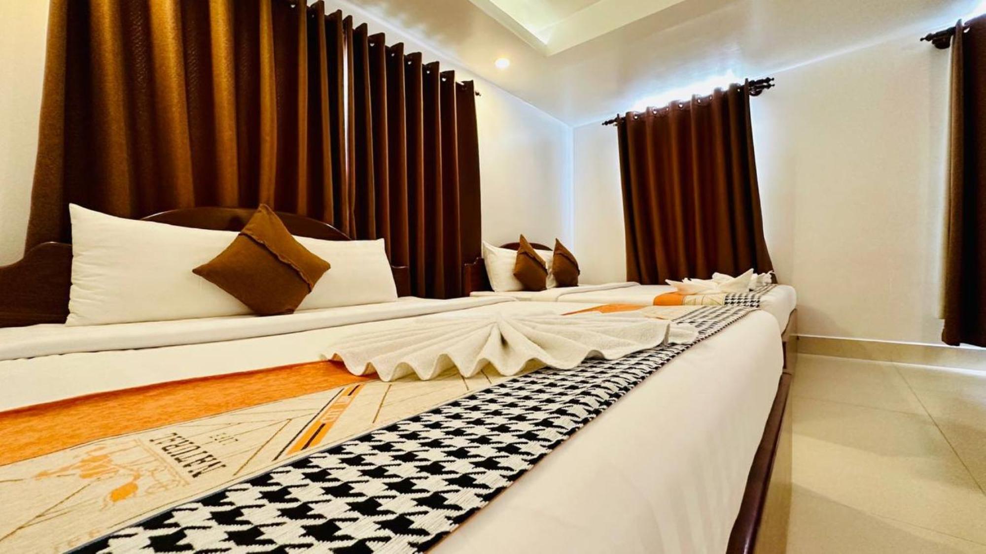 Holy Angkor Hotel เสียมราฐ ภายนอก รูปภาพ